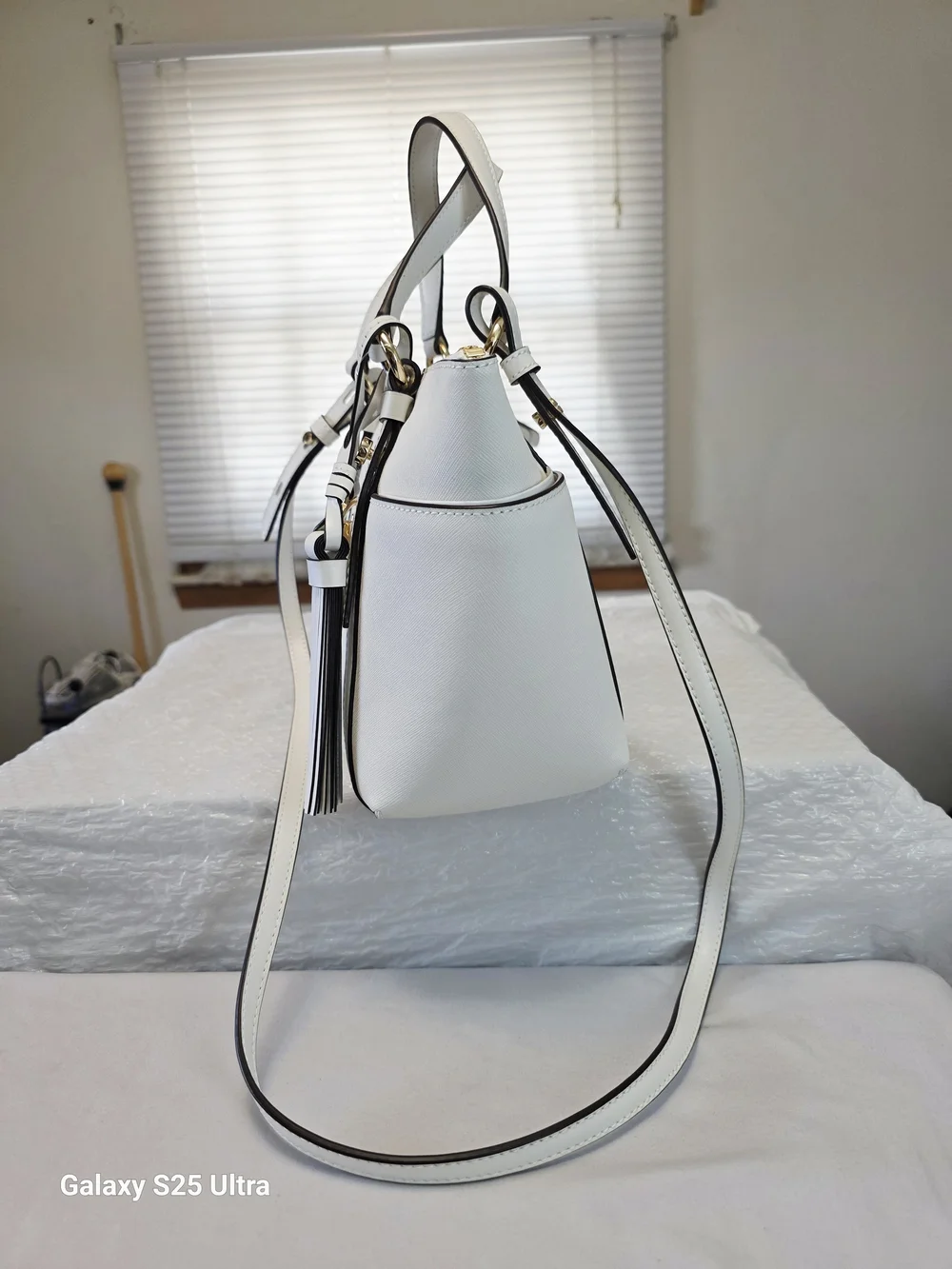 Michael Kors Sullivan Small Saffiano Leather Top-Zip Tote Bag In Optic White